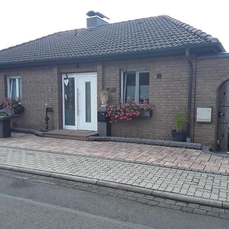 Apartmán Haus Sonnenblick Momlingen Exteriér fotografie
